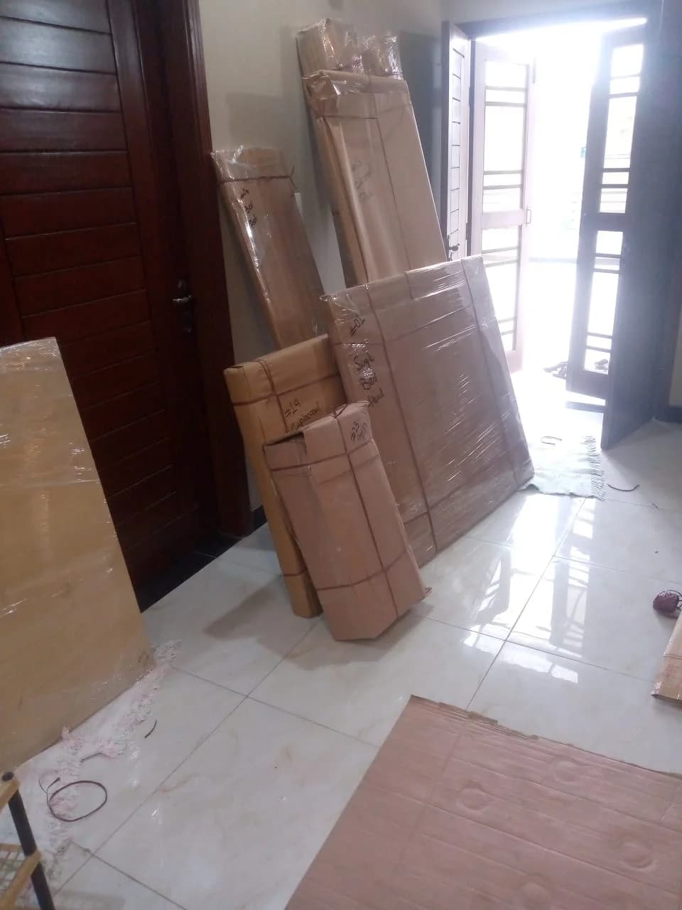 Madina Movers & Packers work picture